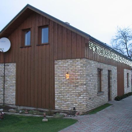 Pulkvedis Guest House ベンツピルス エクステリア 写真
